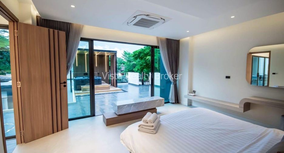 For sale 7 bedrooms villa in Jomtien, Pattaya