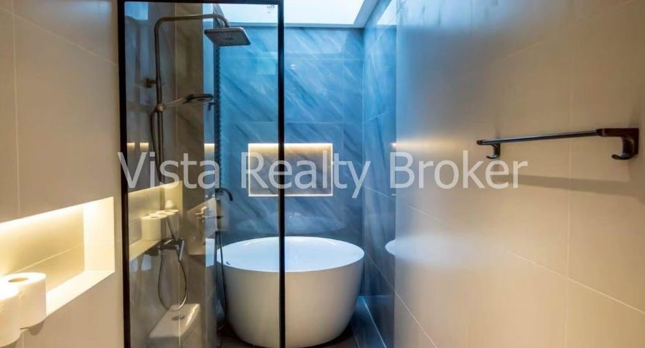 For sale 7 bedrooms villa in Jomtien, Pattaya