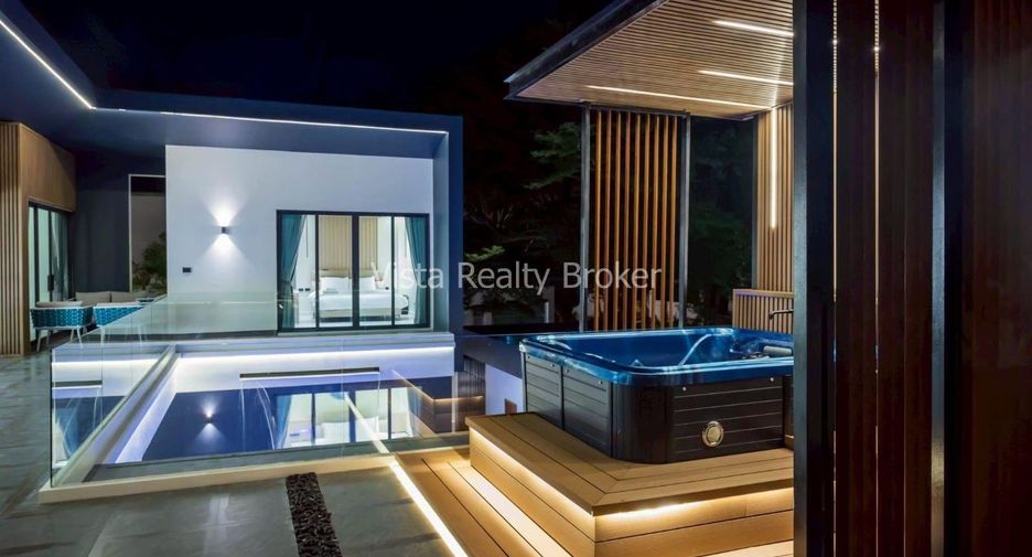 For sale 7 bedrooms villa in Jomtien, Pattaya