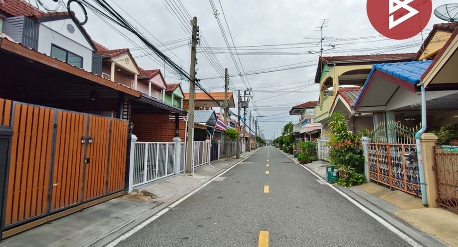 Продажа 2 спальни таунхаус в Mueang Samut Prakan, Самутпракан