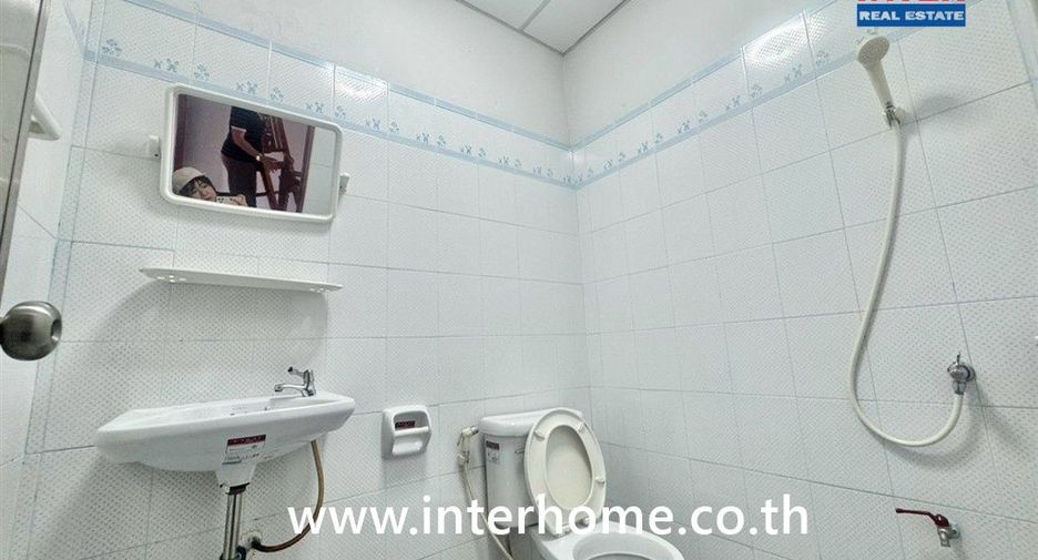 Продажа 2 спальни таунхаус в Нонг Кхаем, Бангкок