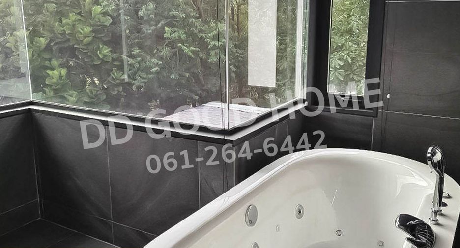Haus zum Kauf mit 4 Zimmer in Pak Kret, Nonthaburi