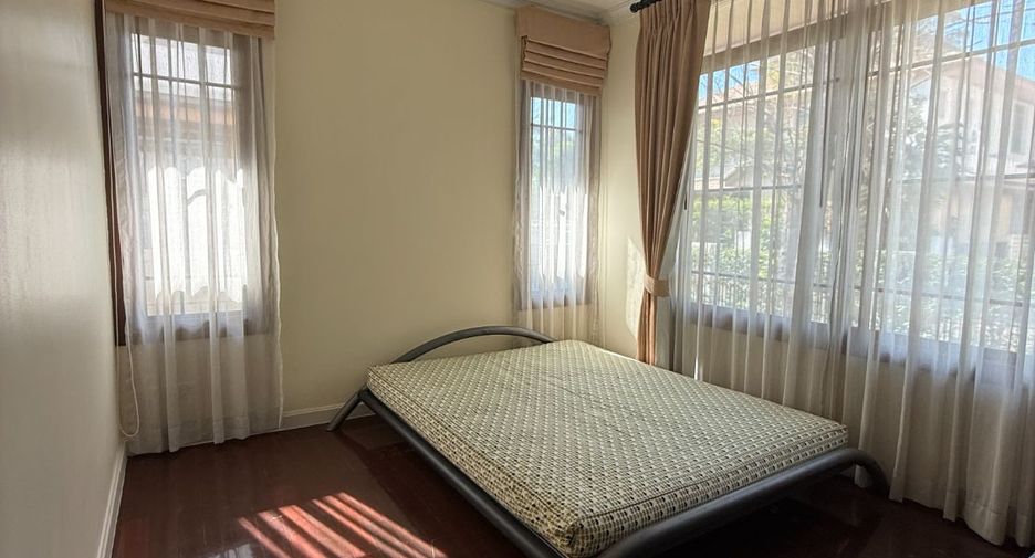 Haus zur Miete mit 5 Zimmer in Suan Luang, Bangkok