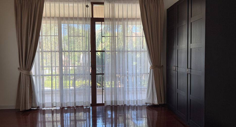 Haus zur Miete mit 5 Zimmer in Suan Luang, Bangkok