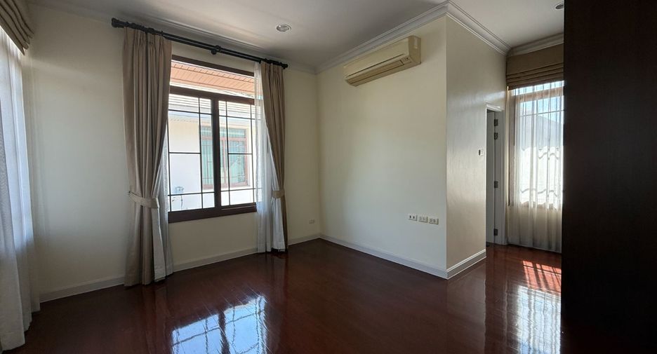 Haus zur Miete mit 5 Zimmer in Suan Luang, Bangkok
