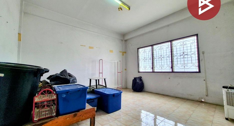 For sale 5 bedrooms retail Space in Mueang Samut Sakhon, Samut Sakhon
