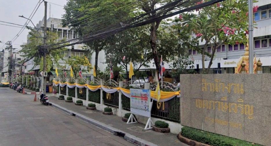 ขาย 4 ห้องนอน พื้นที่ค้าปลีก ใน ภาษีเจริญ, กรุงเทพฯ