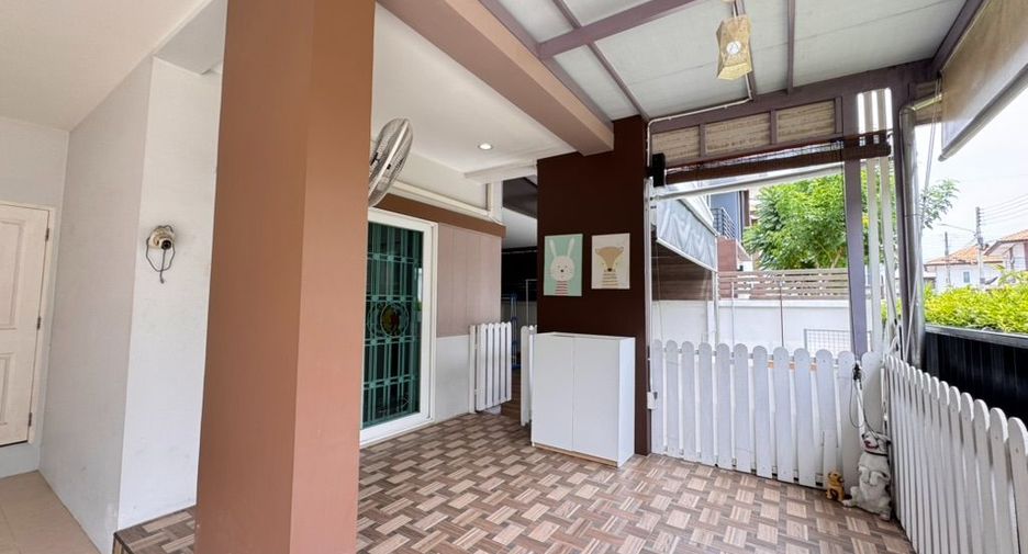 For rent 3 bedrooms house in Bang Lamung, Chonburi