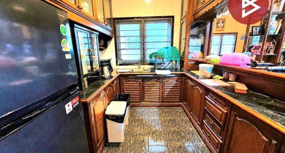 出售 6 卧室 独立屋 在 Mueang Chon Buri, Chon Buri