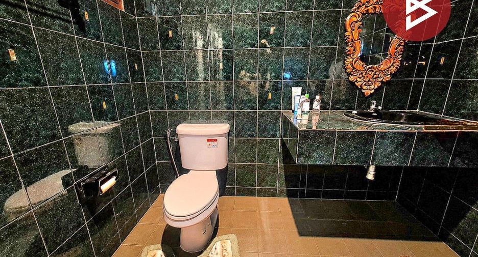 出售 6 卧室 独立屋 在 Mueang Chon Buri, Chon Buri