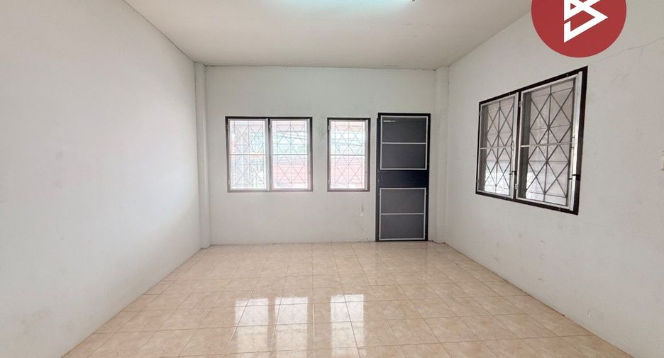 For sale 5 bedrooms townhouse in Mueang Chon Buri, Chonburi