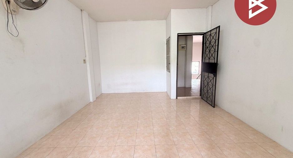 For sale 5 bedrooms townhouse in Mueang Chon Buri, Chonburi
