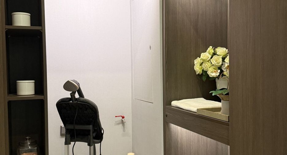 Condo en venta de 3 habitaciones en Khlong Toei, Bangkok