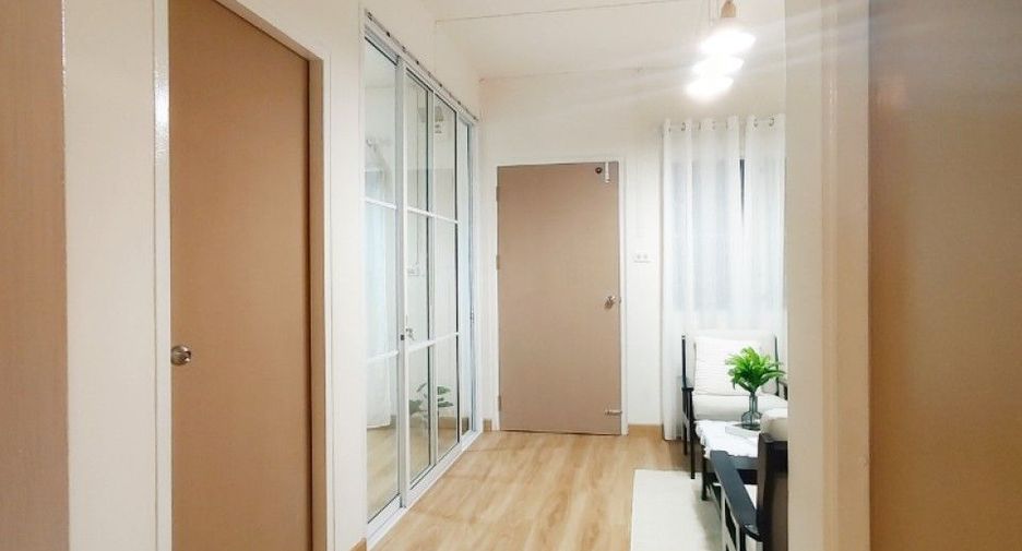 For sale 2 bedrooms condo in Nakhon Chai Si, Nakhon Pathom