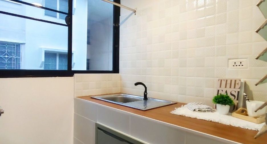 For sale 2 bedrooms condo in Nakhon Chai Si, Nakhon Pathom