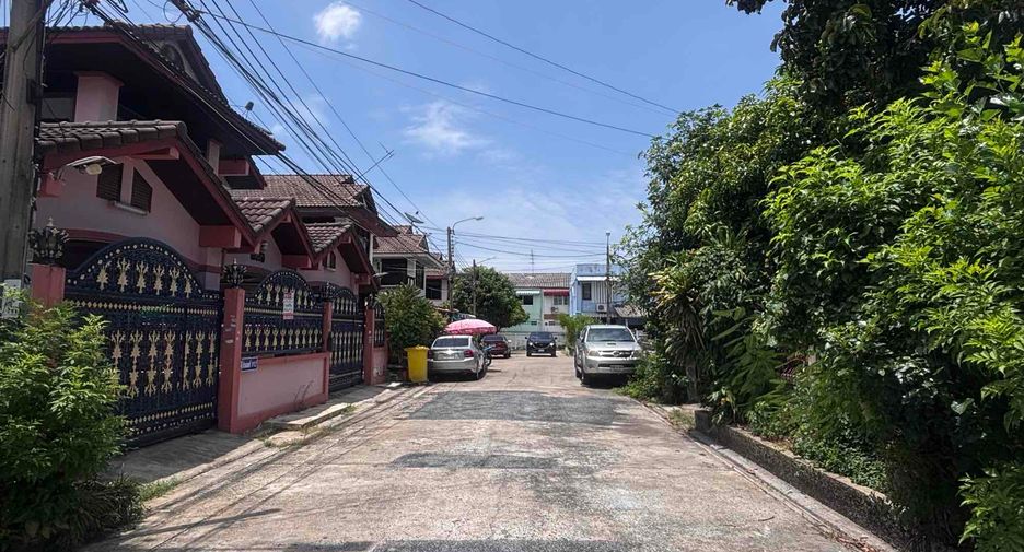 出售 3 卧室 独立屋 在 Mueang Samut Prakan, Samut Prakan