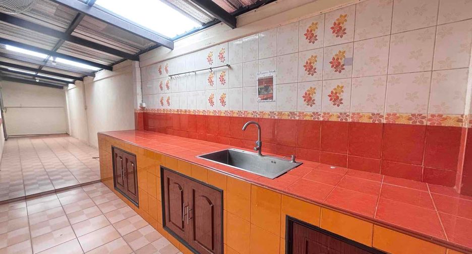 出售 3 卧室 独立屋 在 Mueang Samut Prakan, Samut Prakan