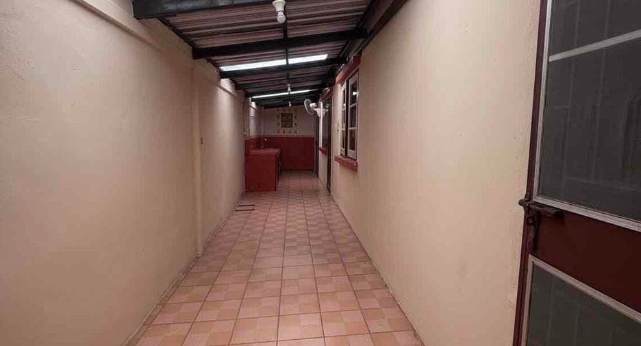 出售 3 卧室 独立屋 在 Mueang Samut Prakan, Samut Prakan