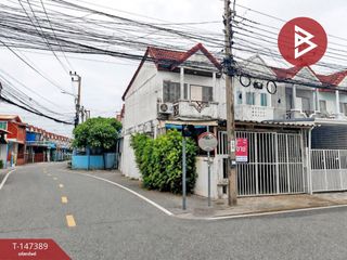 À vendre 2 chambres maison de ville à Mueang Samut Prakan, Samut Prakan