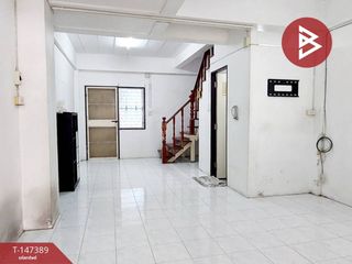 À vendre 2 chambres maison de ville à Mueang Samut Prakan, Samut Prakan