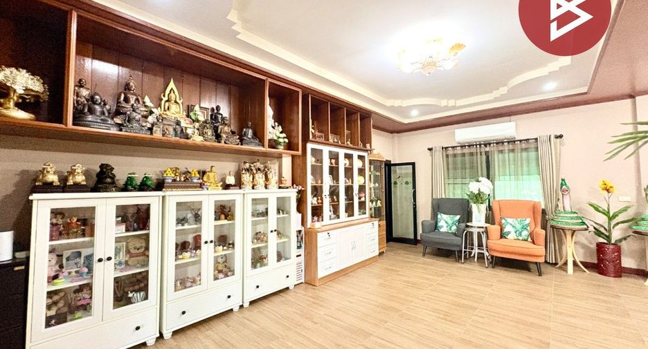 出售 9 卧室 独立屋 在 Mueang Chai Nat, Chai Nat