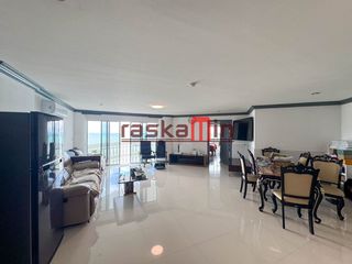 À vendre 3 chambres condo à Bang Lamung, Chonburi