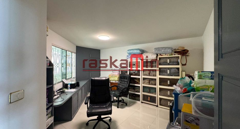 À vendre 3 chambres condo à Bang Lamung, Chonburi