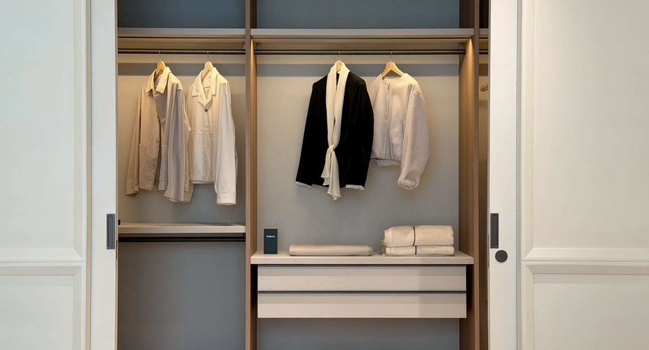 ขาย 4 ห้องนอน คอนโด ใน คลองเตย, กรุงเทพฯ