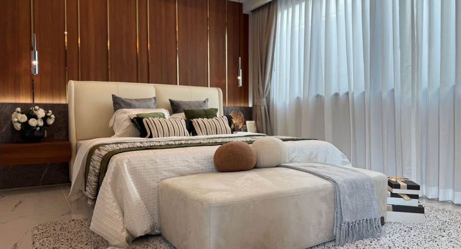 For sale 5 bedrooms villa in Bang Lamung, Chonburi