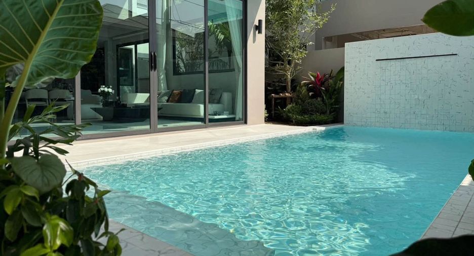 For sale 5 bedrooms villa in Bang Lamung, Chonburi