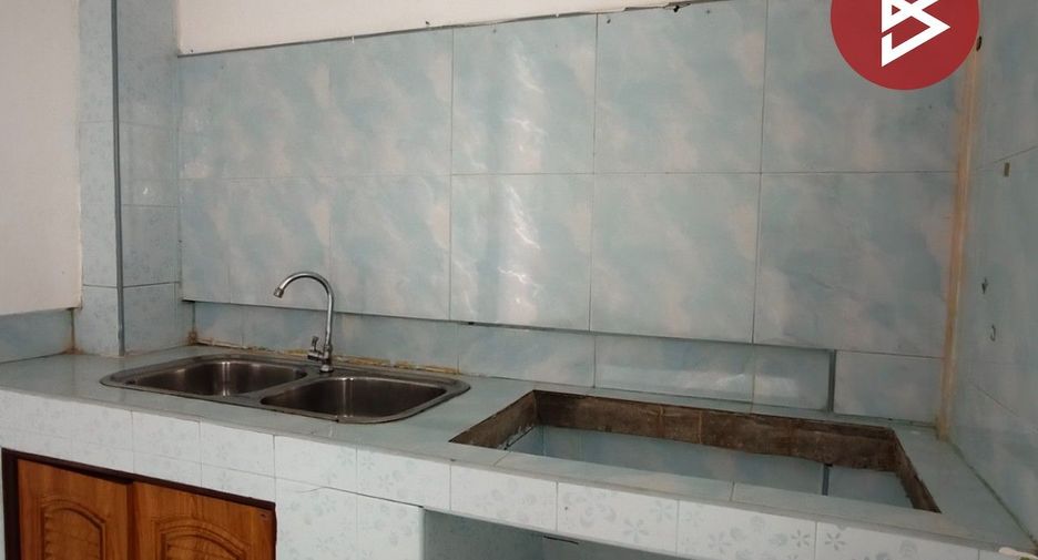For sale 3 bedrooms townhouse in Phutthamonthon, Nakhon Pathom