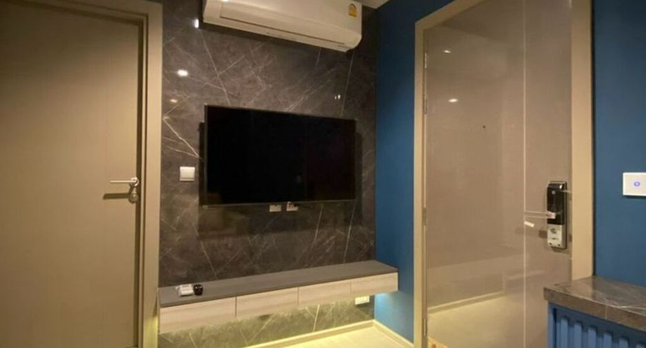 For rent 1 bed condo in Huai Khwang, Bangkok