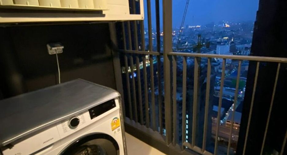 For rent 1 bed condo in Huai Khwang, Bangkok