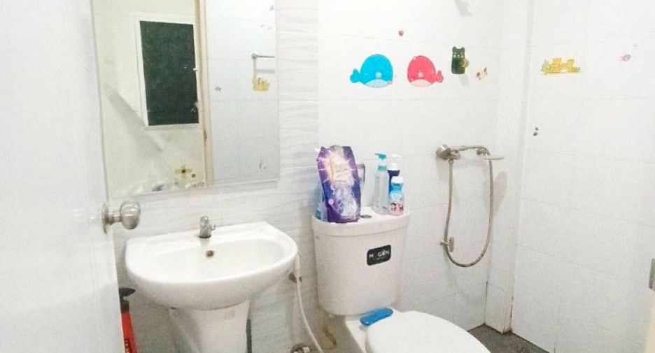 Продажа 3 спальни таунхаус в Mueang Chachoengsao, Чаченгсау