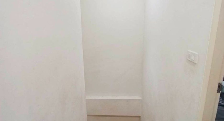 Продажа 3 спальни таунхаус в Mueang Chachoengsao, Чаченгсау