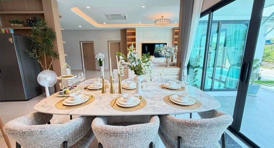 Villa en venta de 3 habitaciones en Bang Lamung, Chonburi