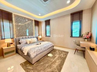 For sale 3 bedrooms villa in Bang Lamung, Chonburi
