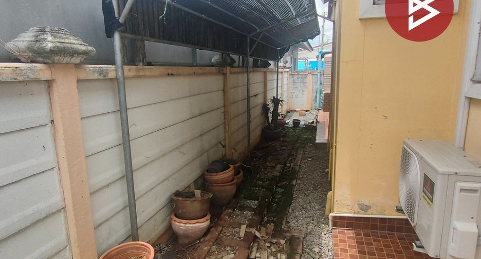For sale 3 bedrooms house in Mueang Ratchaburi, Ratchaburi
