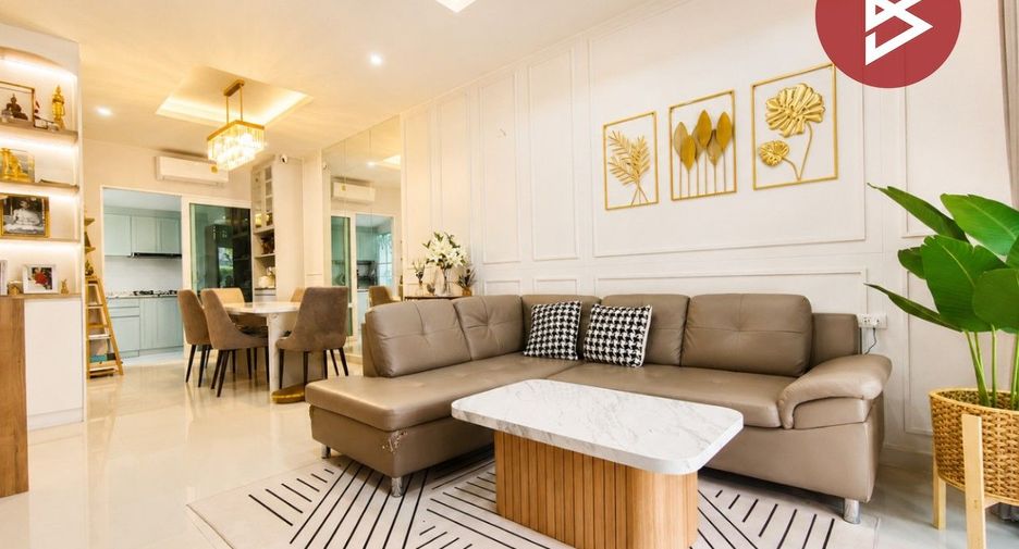 For sale 3 bedrooms townhouse in Bang Phli, Samut Prakan