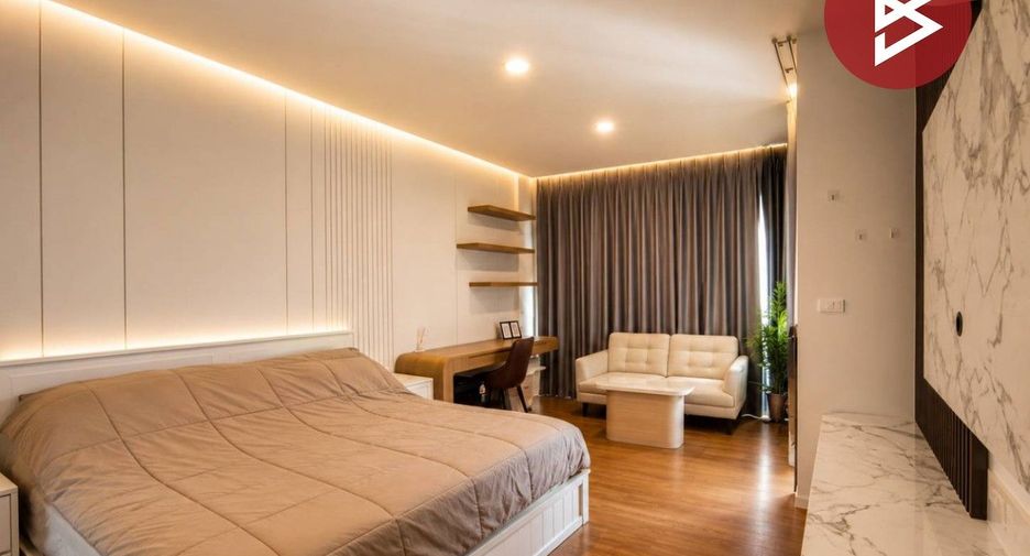 For sale 3 bedrooms townhouse in Bang Phli, Samut Prakan