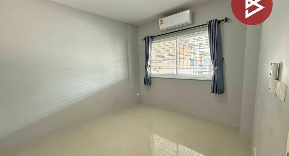 For sale 2 bedrooms townhouse in Ban Chang, Rayong