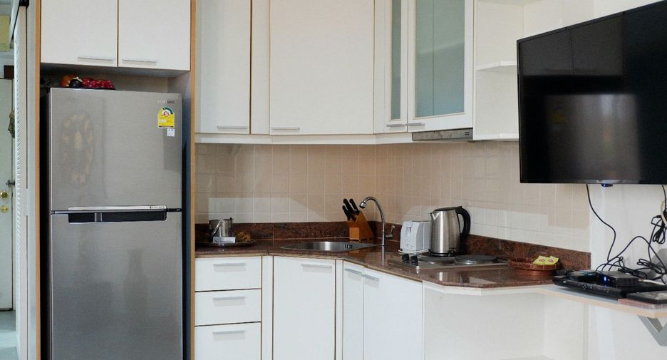 For sale 1 bed condo in Mueang Rayong, Rayong
