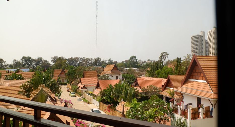 For sale 1 bed condo in Mueang Rayong, Rayong
