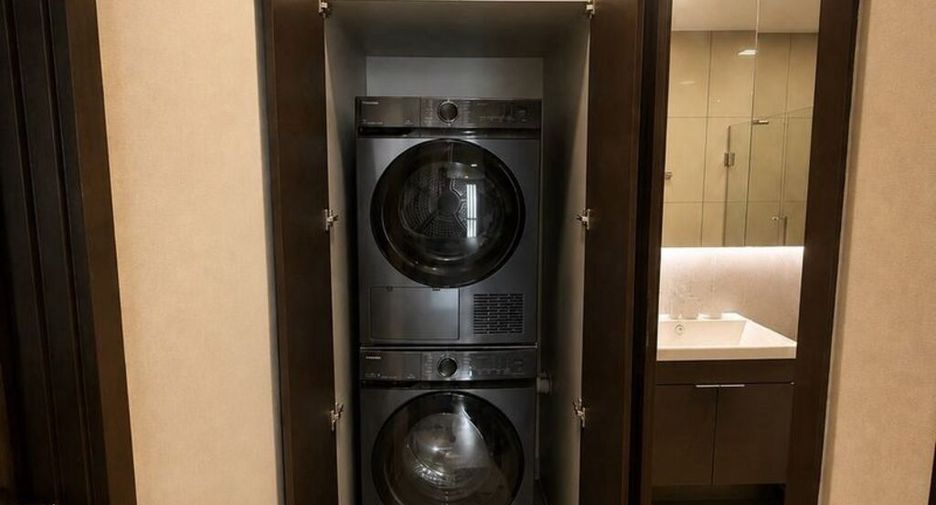 Продажа 1 кровать кондо в Чатучак, Бангкок