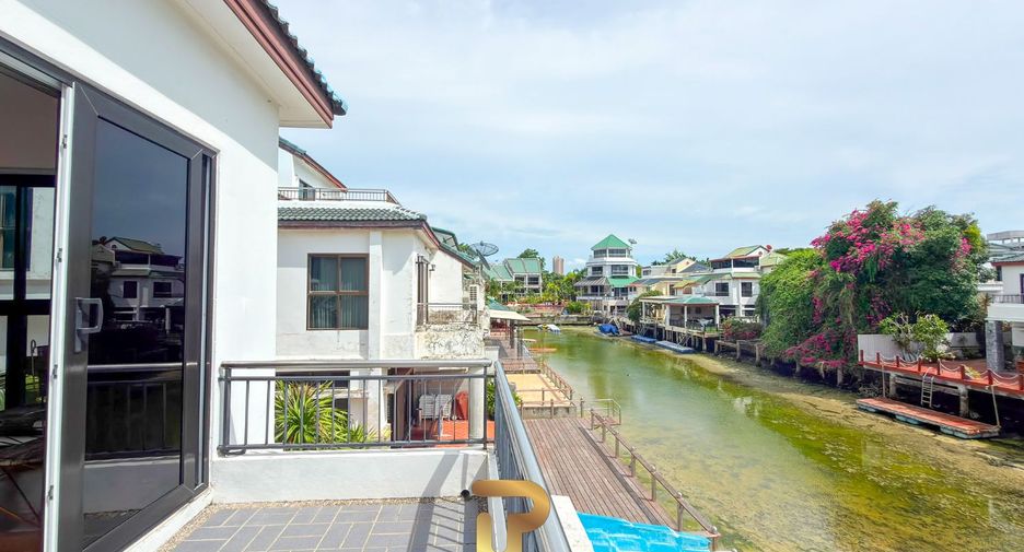 For sale 3 bedrooms house in Na Jomtien, Pattaya