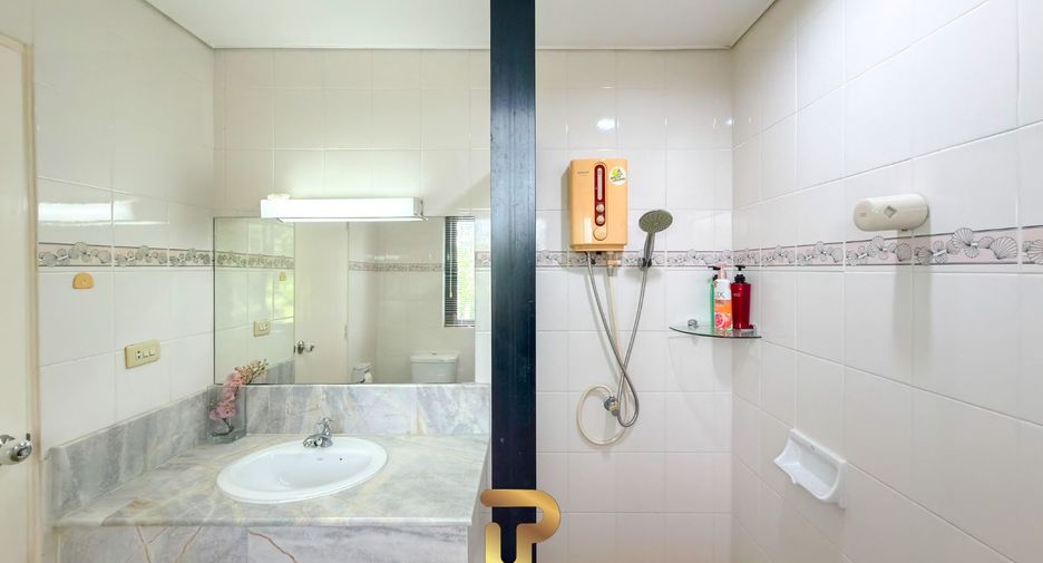 For sale 3 bedrooms house in Na Jomtien, Pattaya