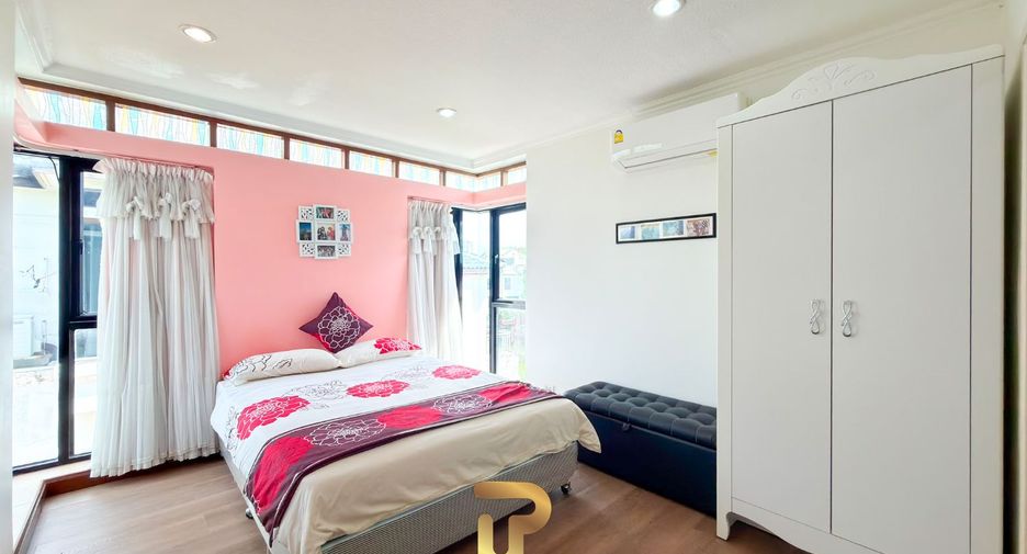 For sale 3 bedrooms house in Na Jomtien, Pattaya