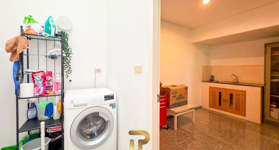 For sale 3 bedrooms house in Na Jomtien, Pattaya