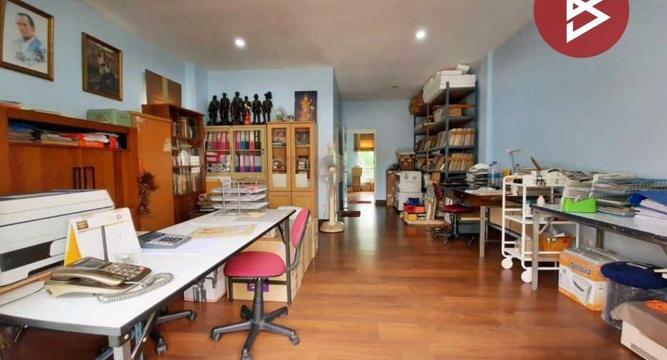 À vendre 3 chambres maison de ville à Mueang Nonthaburi, Nonthaburi