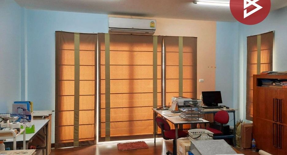 À vendre 3 chambres maison de ville à Mueang Nonthaburi, Nonthaburi